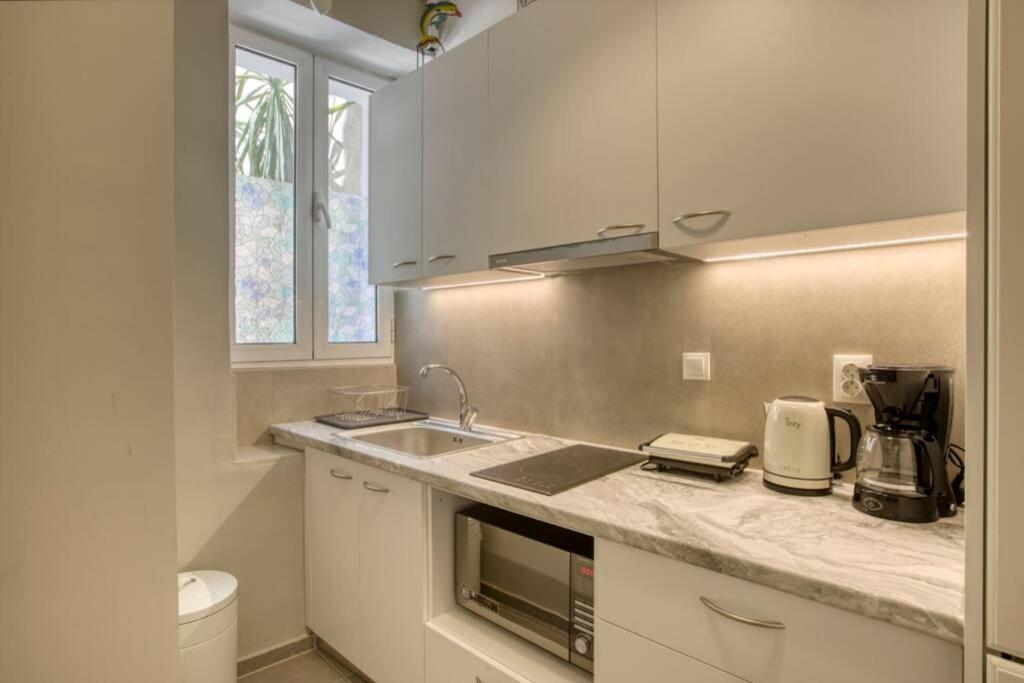 Plaka Filotheis House A Apartment Athens Exterior photo